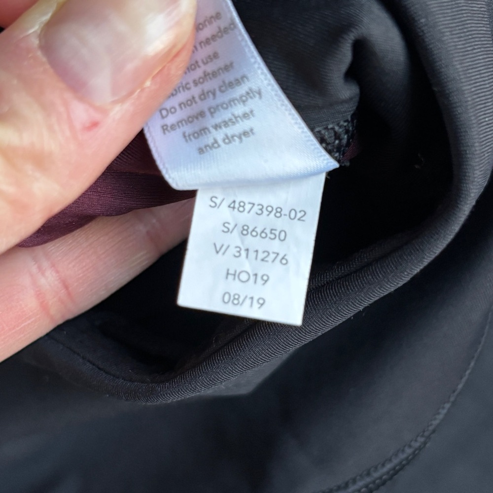 Athleta Crunch Colorblock 7/8 Length Tight Leggings Supersonic Black Burgundy S - Picture 7 of 13